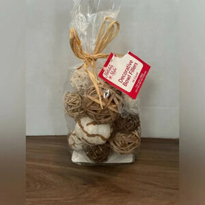 Holiday Style14 count decorative bowl fillers